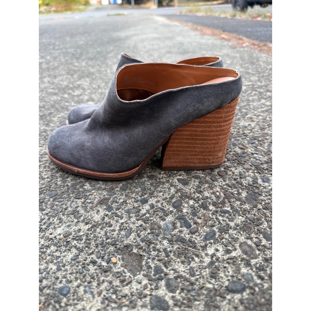 Kork-Ease Grey Suede Clog Mules Stacked Block Heel Round Toe KE0002258 Size 6M